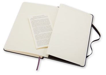 Moleskine-schriftje met Apache-stempel
